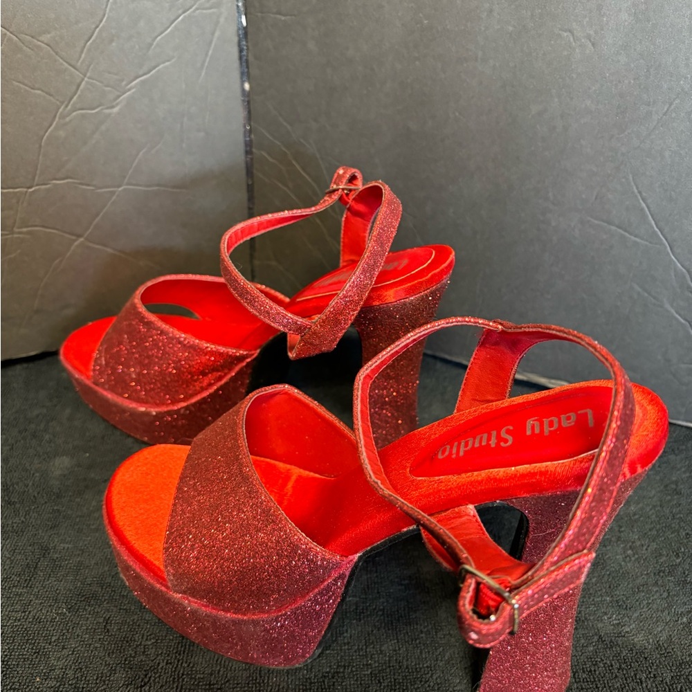 Lady Studio Red Glitter Platform Sandals Heels Size 10 Perfect for Holidays - Picture 4 of 6